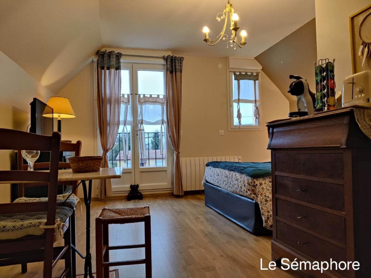 Du Cote De Chez Swann 1 Bed & Breakfast Trouville-sur-Mer Luaran gambar