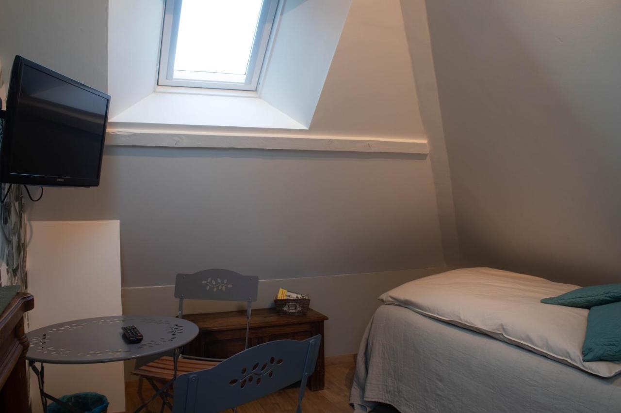 Du Cote De Chez Swann 1 Bed & Breakfast Trouville-sur-Mer Luaran gambar