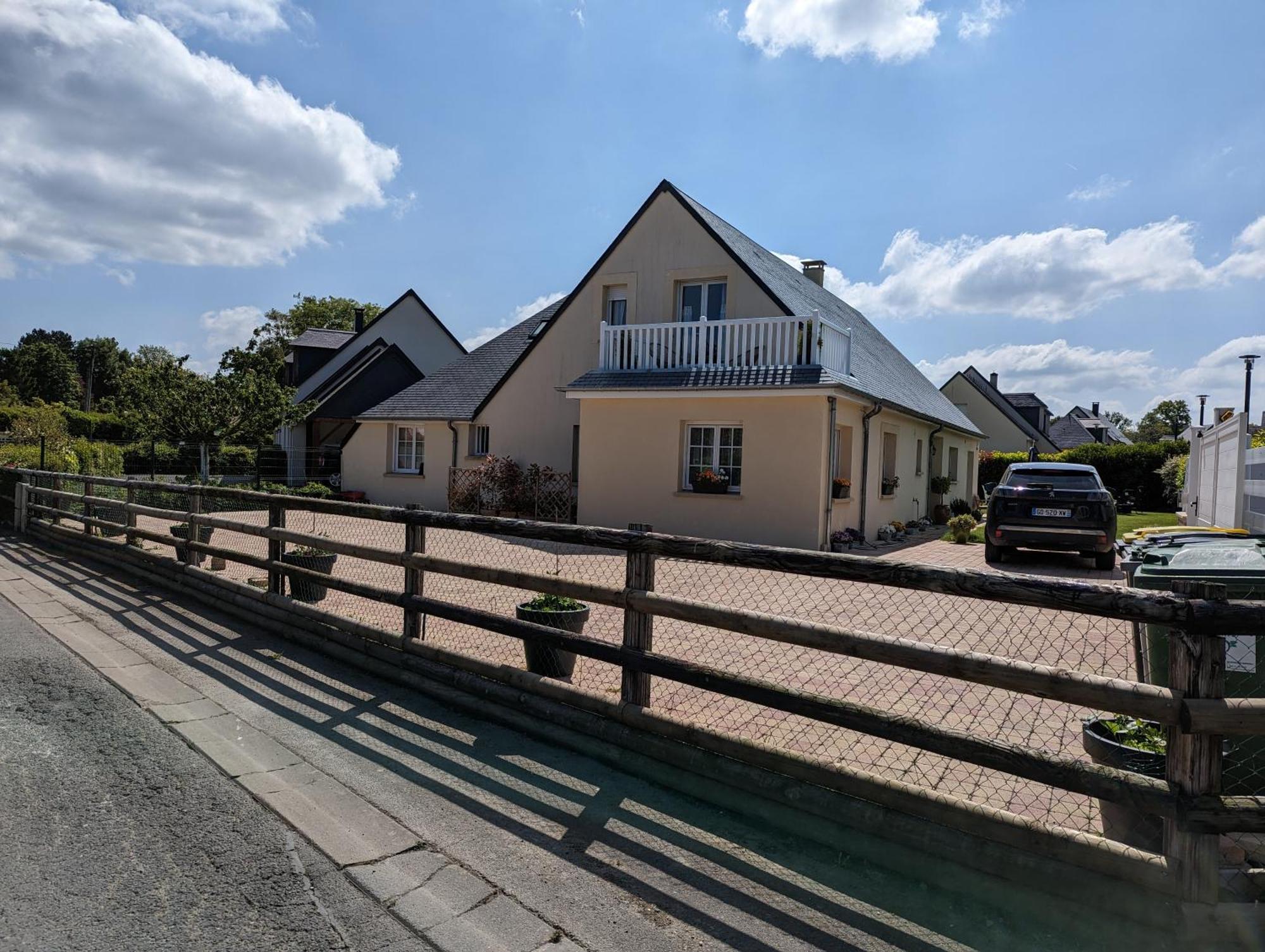 Du Cote De Chez Swann 1 Bed & Breakfast Trouville-sur-Mer Luaran gambar